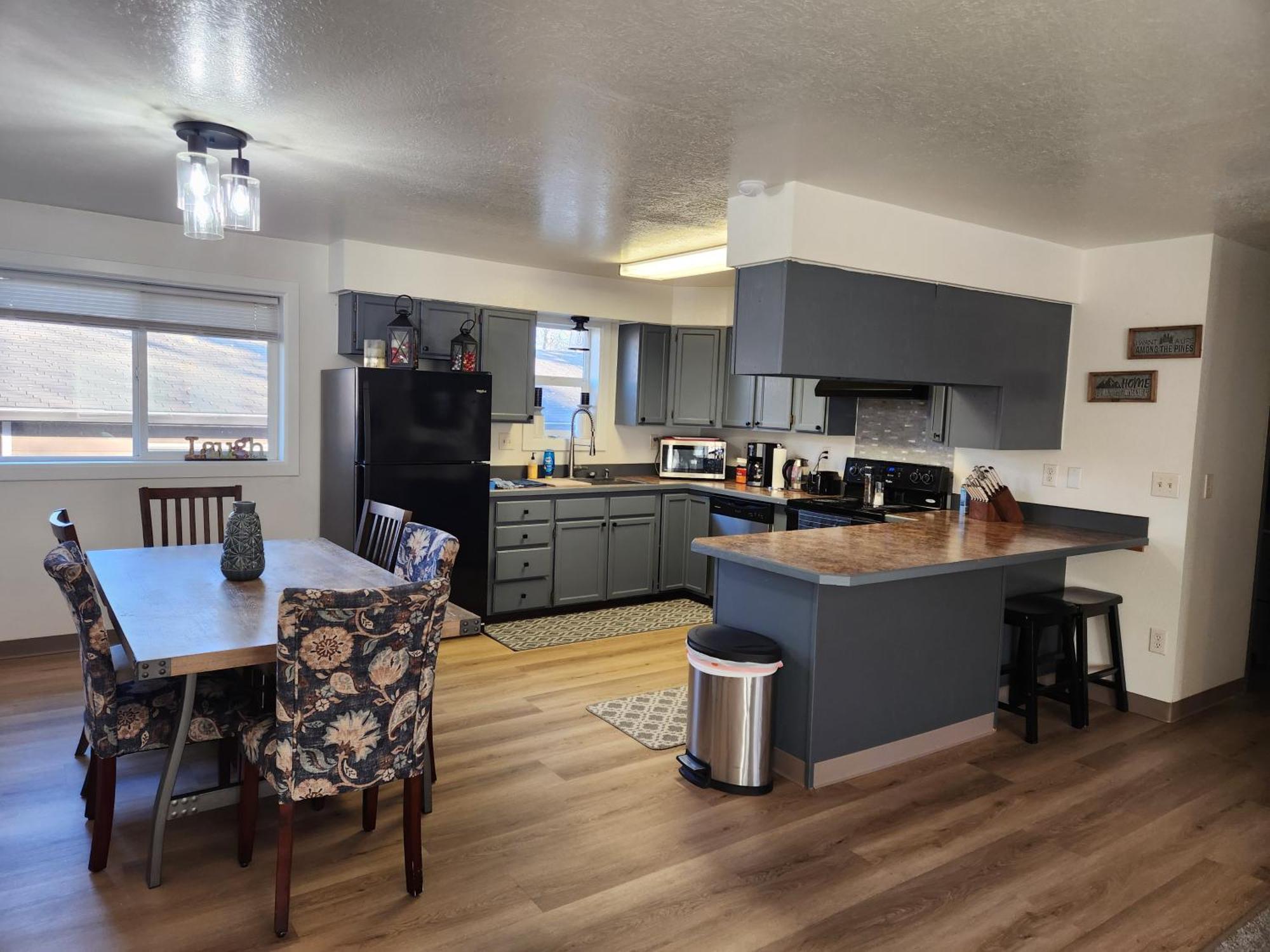 Newly Furnished Relaxing Stay Fairbanks Buitenkant foto