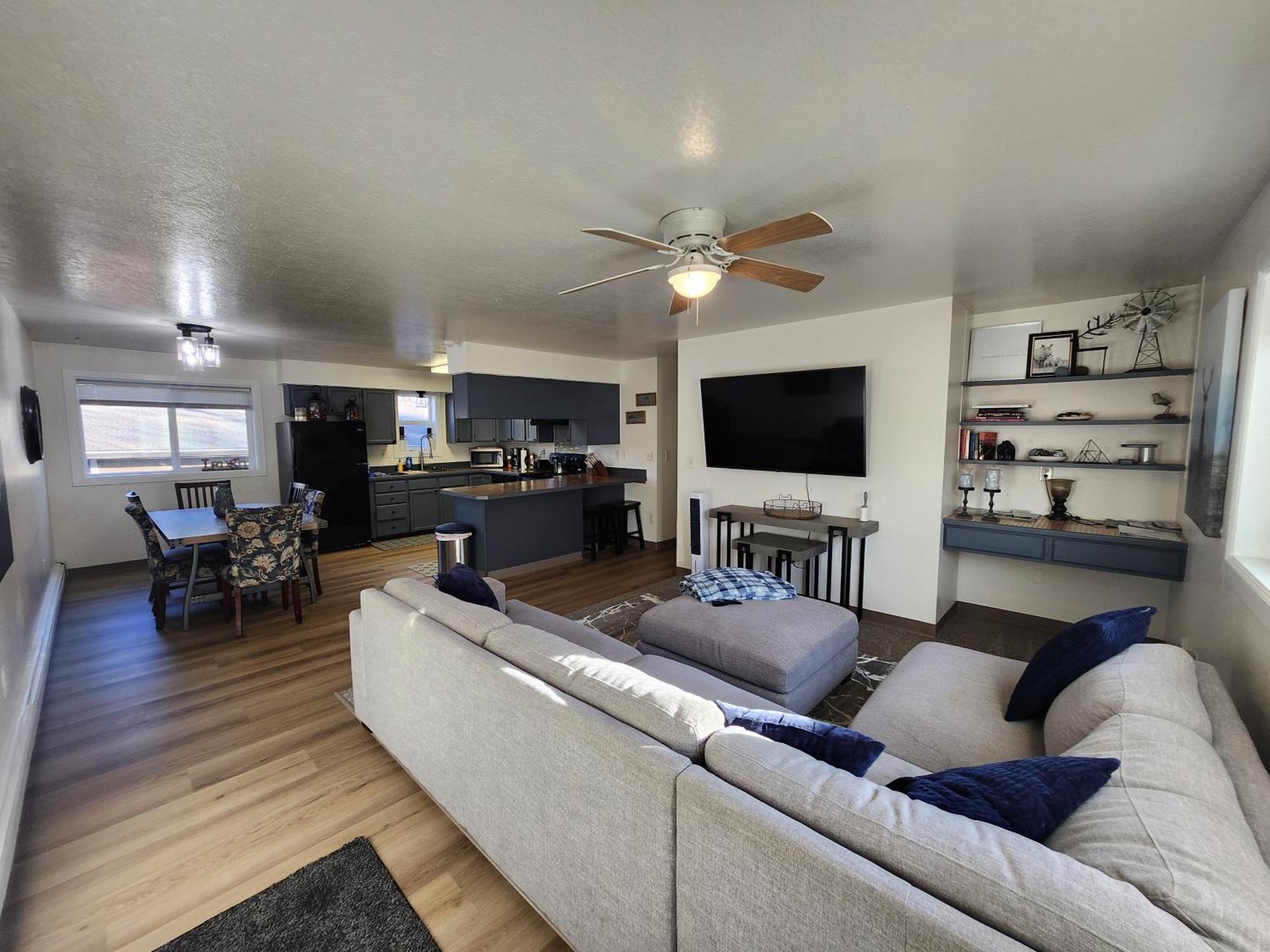 Newly Furnished Relaxing Stay Fairbanks Buitenkant foto